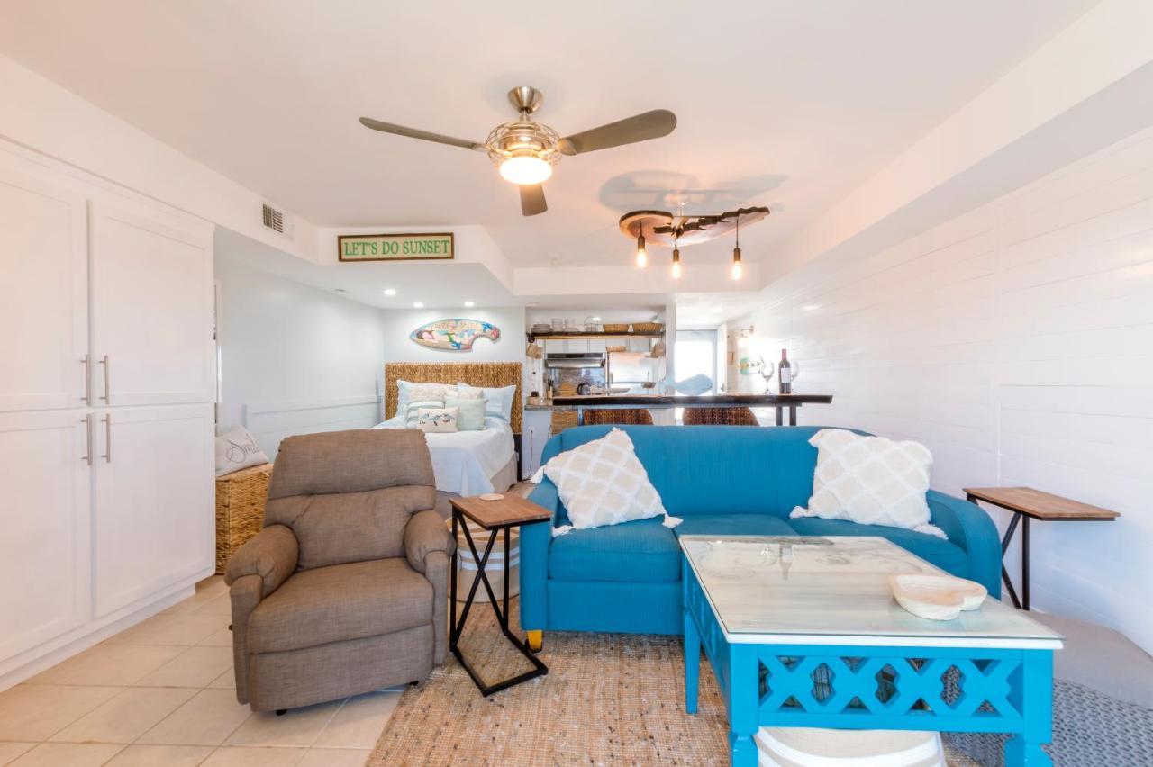 Stunning Ocean Views Steps From The Beach With Pool! Fabulous 4Th Floor Studio! 新士麦那海滩 外观 照片